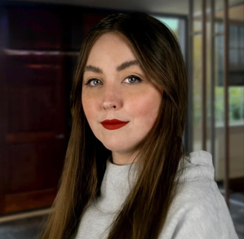 Melanie Cummings - Graphic Designer
